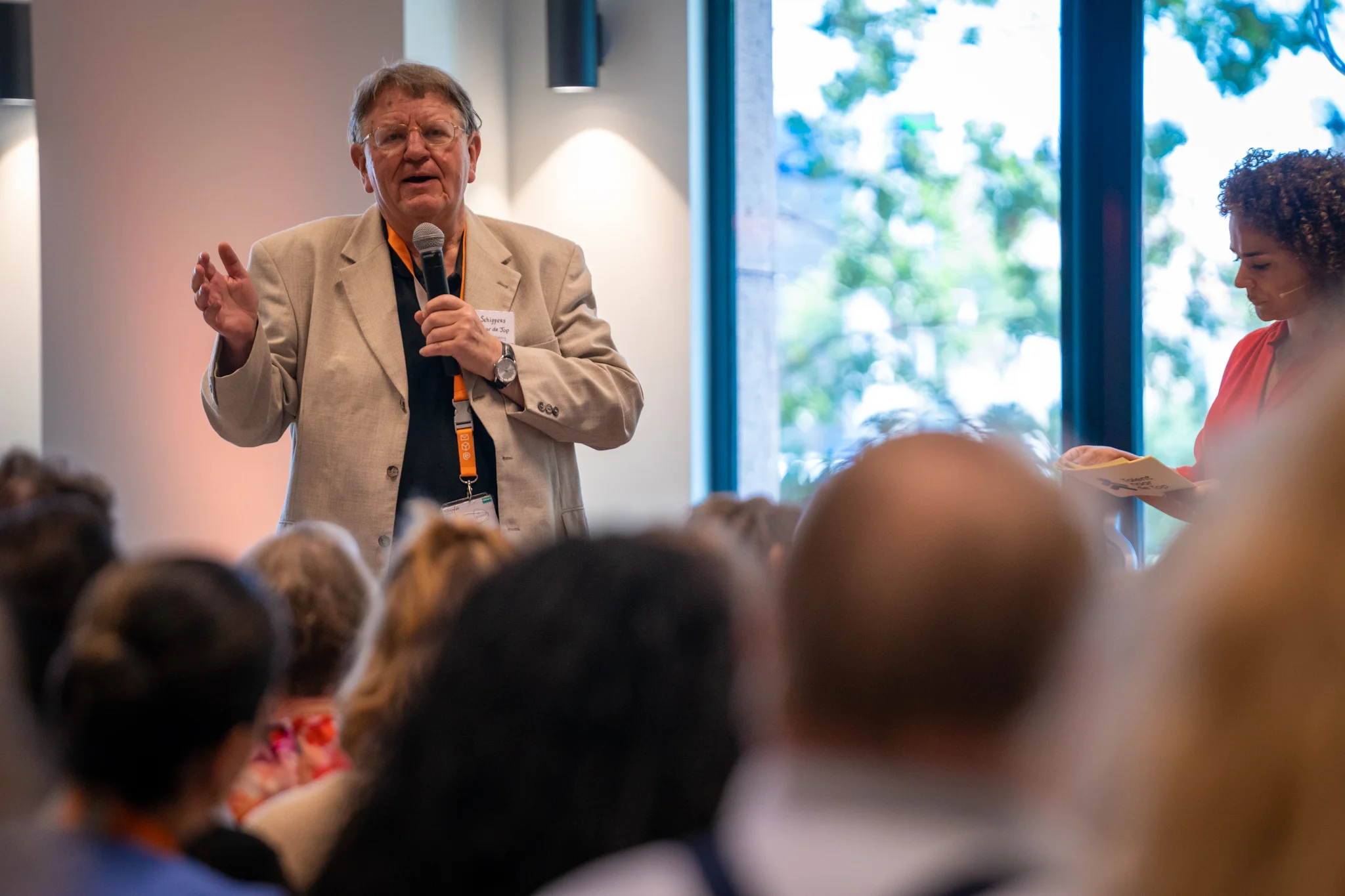 Joop Schippers spreekt tijdens het jaarcongres 2026